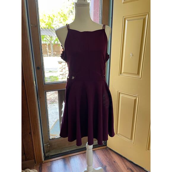 Womens Plum Intricate Back Spaghetti Strap Bodycon Flare Skirt Dress - Picture 1 of 5